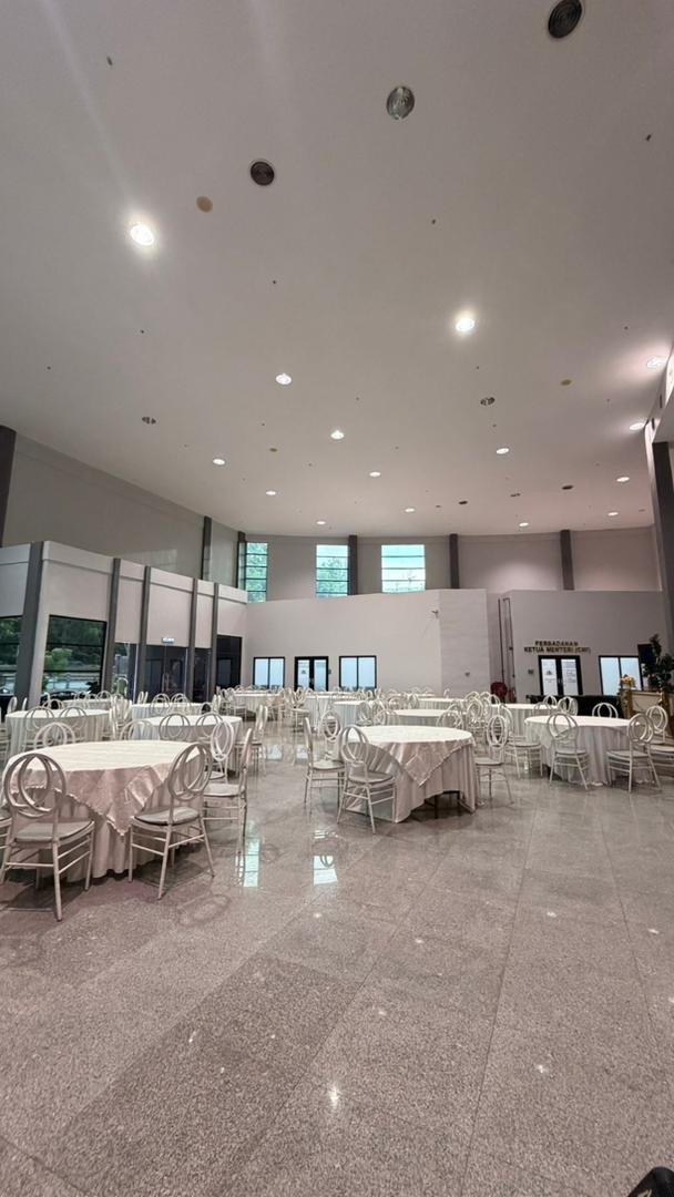 Dewan Kompleks CMI