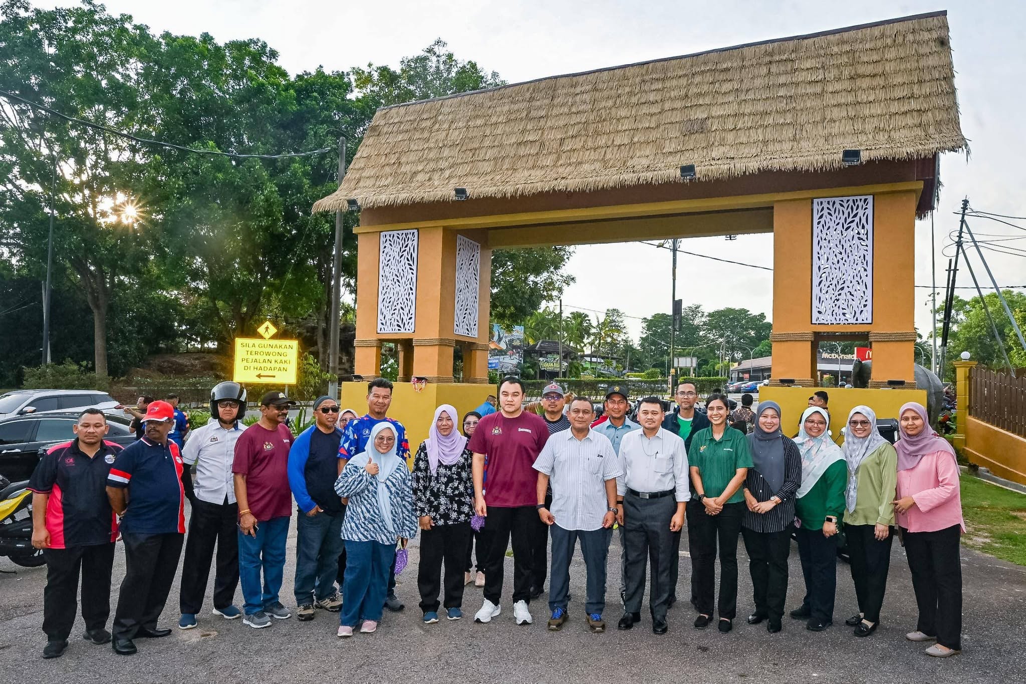 Perbadanan Ketua Menteri Melaka (CMI) turut serta Program Konvoi Bermotor Bersama Setiausaha Kerajaan Negeri Melaka sempena Wakil Rakyat Untuk Rakyat WRUR DUN Ayer Keroh.